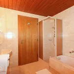 Michaela By Interhome Lejlighed Hart im Zillertal